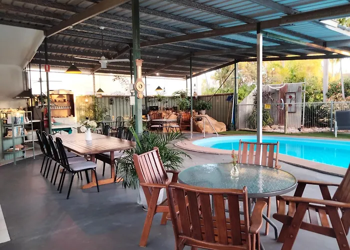 Chillagoe Cabins And Tours